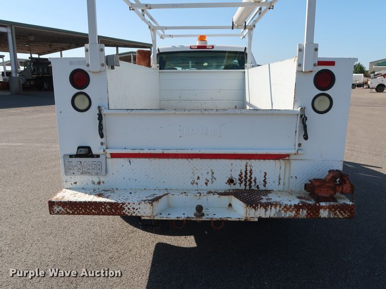 image for item DH3534 2003 Chevrolet Silverado 2500HD utility bed pickup truck