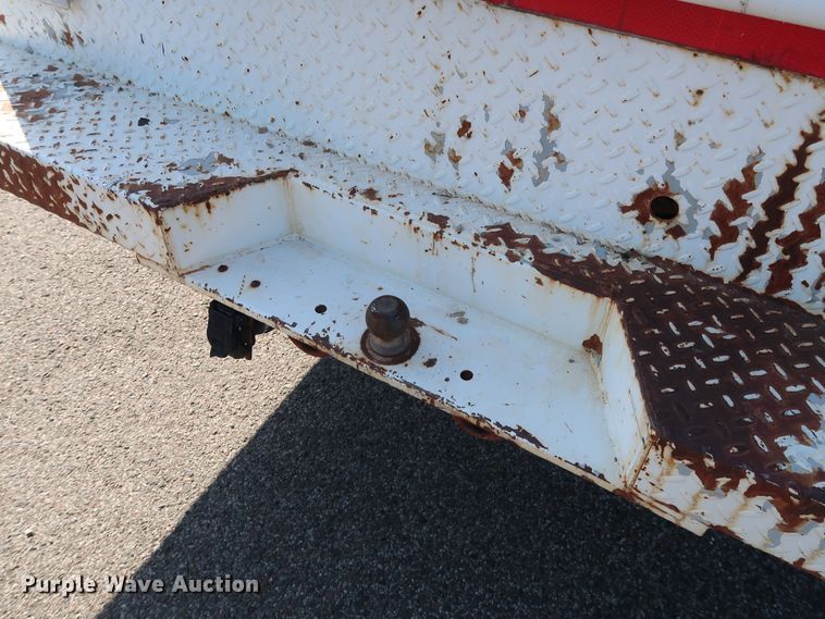 image for item DH3534 2003 Chevrolet Silverado 2500HD utility bed pickup truck