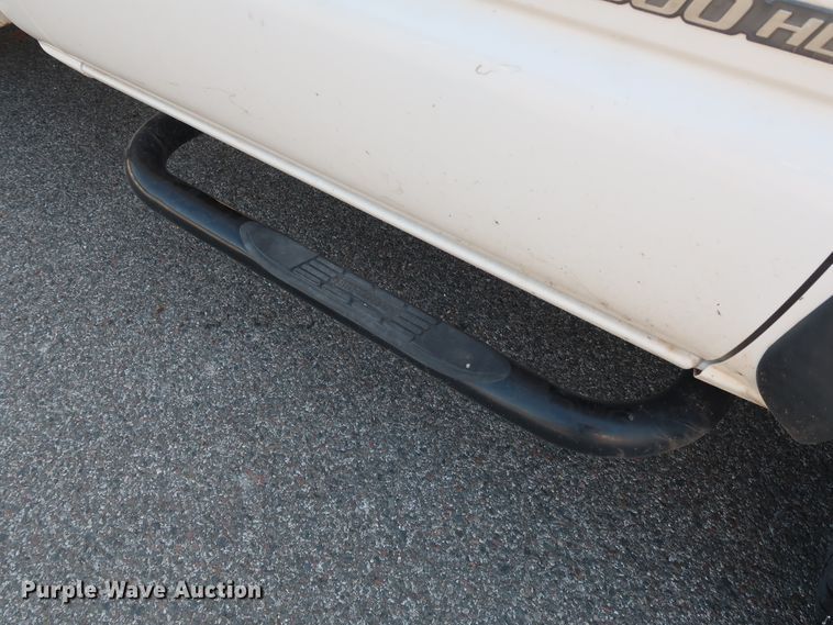 image for item DH3534 2003 Chevrolet Silverado 2500HD utility bed pickup truck