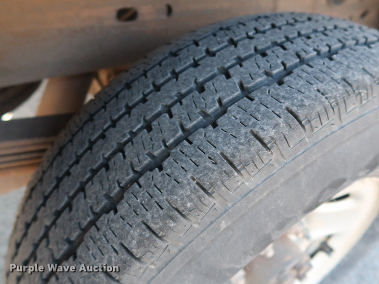 image for item DH3534 2003 Chevrolet Silverado 2500HD utility bed pickup truck