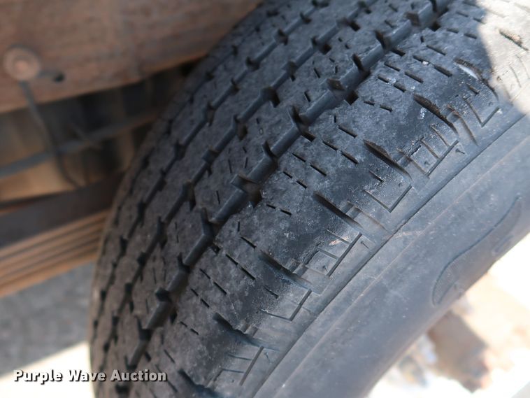 image for item DH3534 2003 Chevrolet Silverado 2500HD utility bed pickup truck