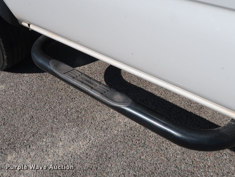 image for item DH3534 2003 Chevrolet Silverado 2500HD utility bed pickup truck