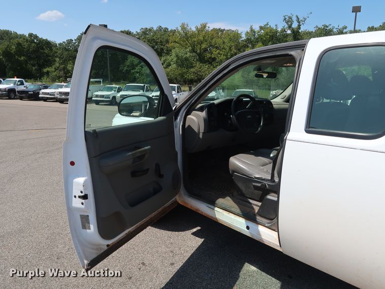 image for item DH3537 2009 Chevrolet Silverado 1500 Ext. Cab pickup truck