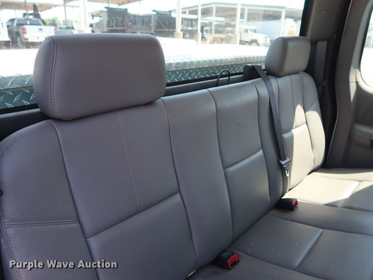 image for item DH3537 2009 Chevrolet Silverado 1500 Ext. Cab pickup truck