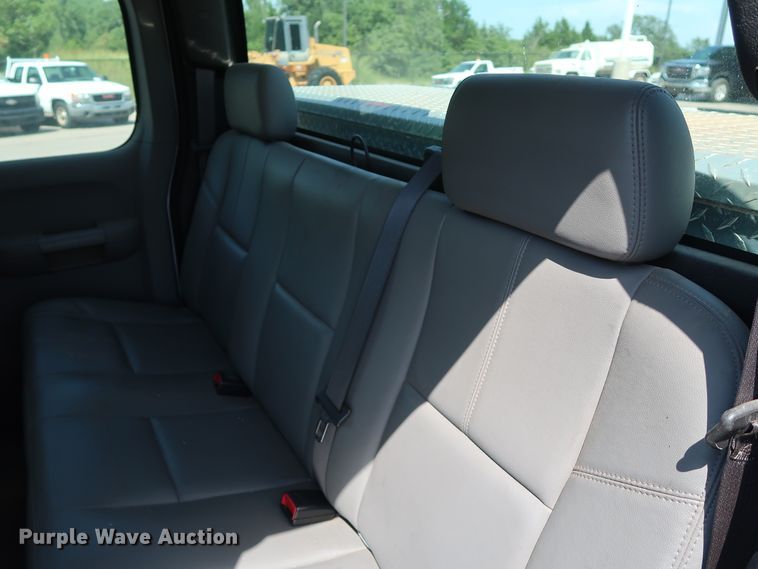 image for item DH3537 2009 Chevrolet Silverado 1500 Ext. Cab pickup truck