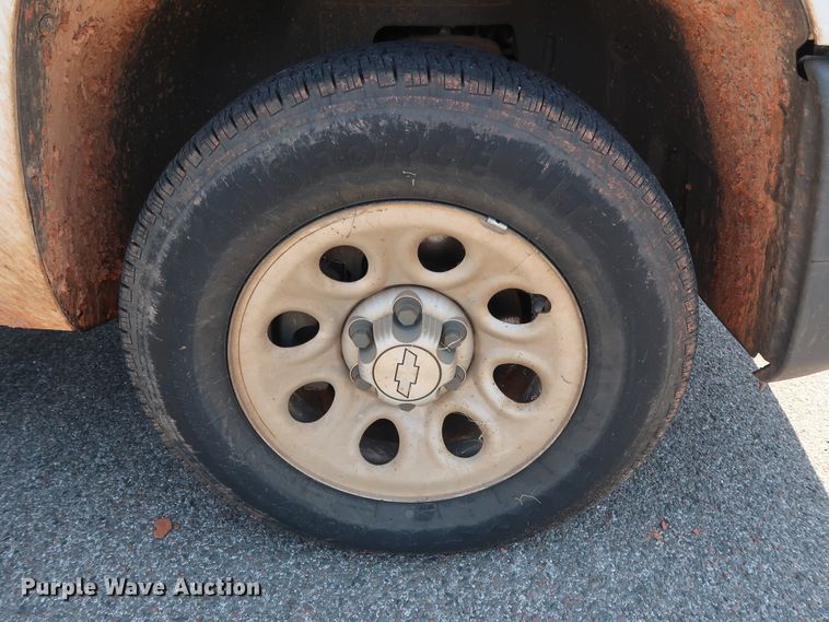 image for item DH3537 2009 Chevrolet Silverado 1500 Ext. Cab pickup truck