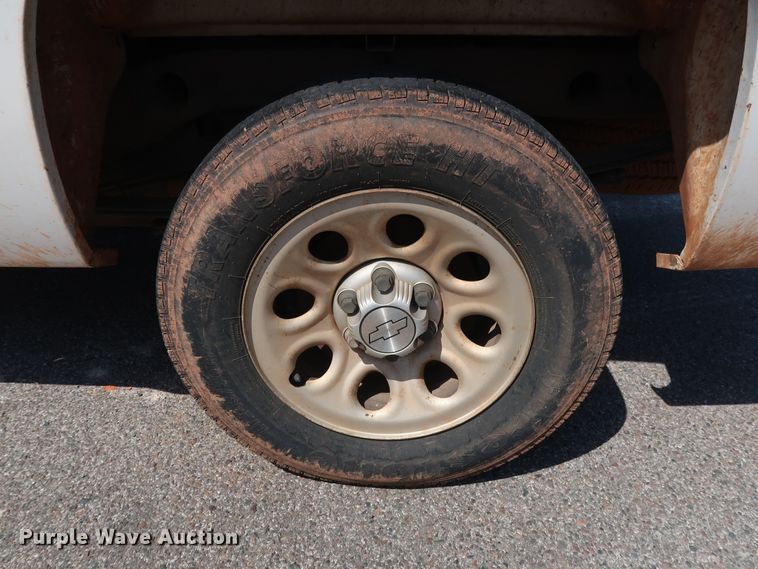 image for item DH3537 2009 Chevrolet Silverado 1500 Ext. Cab pickup truck