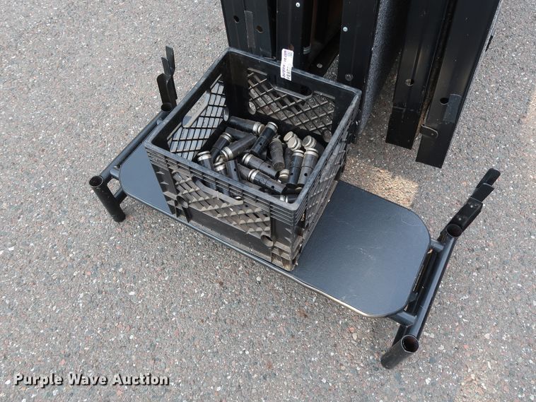 image for item FE9739 HMC Display stage