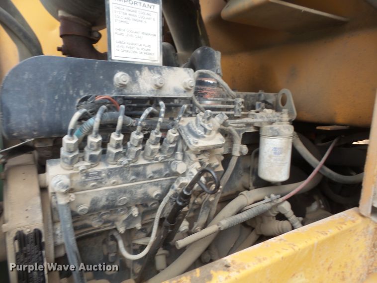 image for item DE2371 1997 Case 621B wheel loader