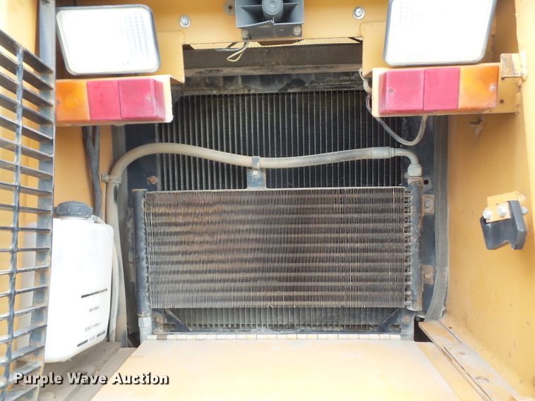 image for item DE2371 1997 Case 621B wheel loader