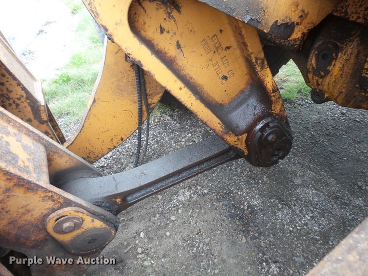 image for item DE2371 1997 Case 621B wheel loader