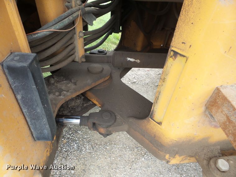 image for item DE2371 1997 Case 621B wheel loader