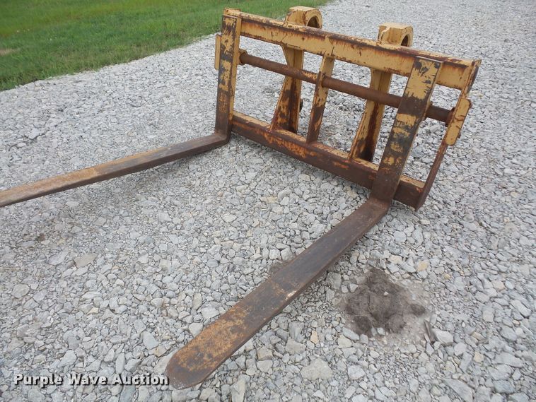 image for item DE2371 1997 Case 621B wheel loader