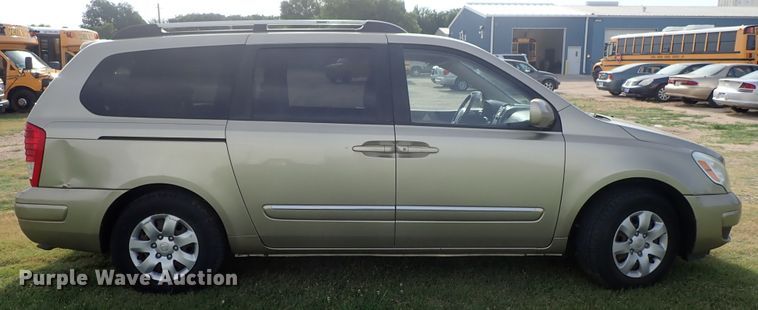 image for item DE5423 2007 Hyundai Entourage van