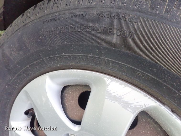 image for item DE5423 2007 Hyundai Entourage van