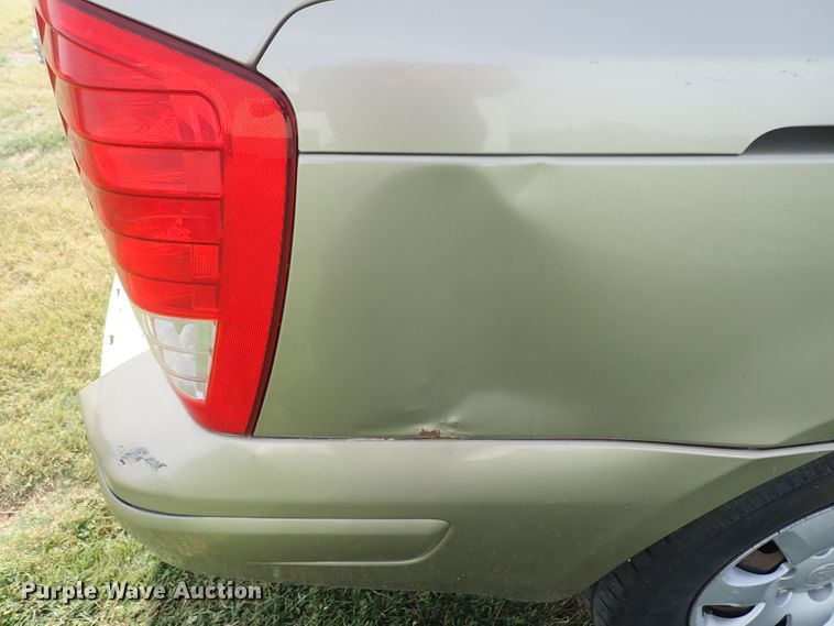 image for item DE5423 2007 Hyundai Entourage van