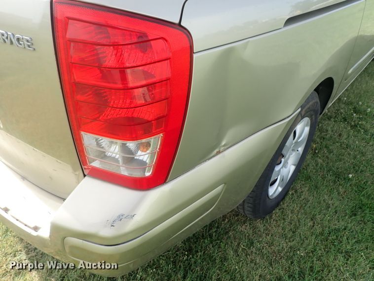 image for item DE5423 2007 Hyundai Entourage van