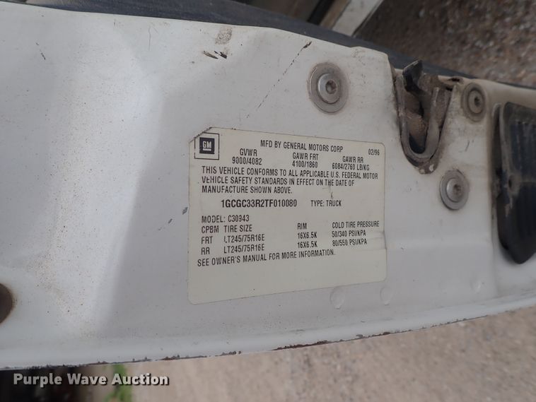 image for item DE5569 1996 Chevrolet C3500 Crew Cab pickup truck