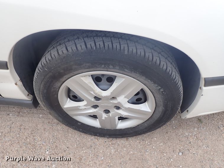 image for item DE5571 2004 Chevrolet Impala