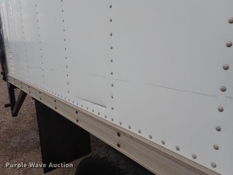 image for item DE5578 1993 Ford CF7000 box truck