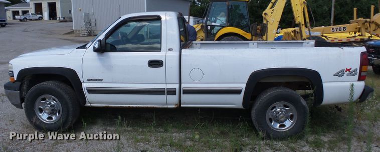 image for item DE7907 2000 Chevrolet 2500 pickup