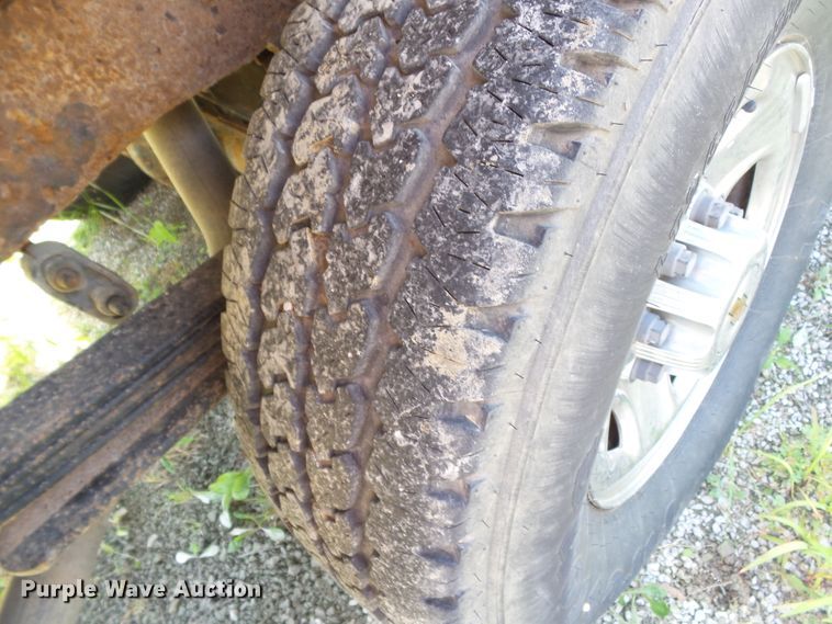 image for item DE7907 2000 Chevrolet 2500 pickup