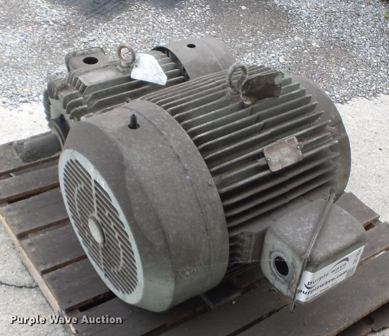image for item DE7934 (2) electric motors