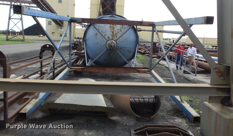 image for item DE7936 Friesen bulk hopper tank