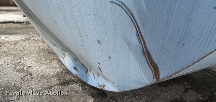 image for item DE7936 Friesen bulk hopper tank