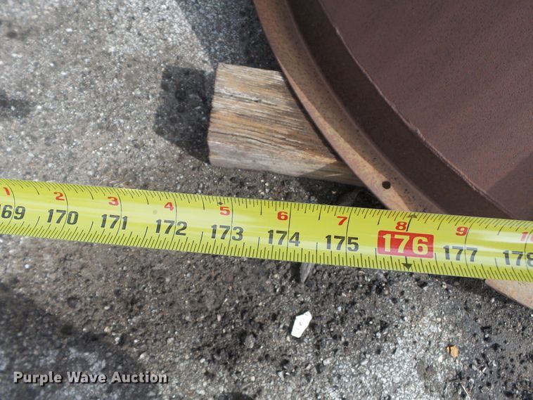 image for item DE7936 Friesen bulk hopper tank