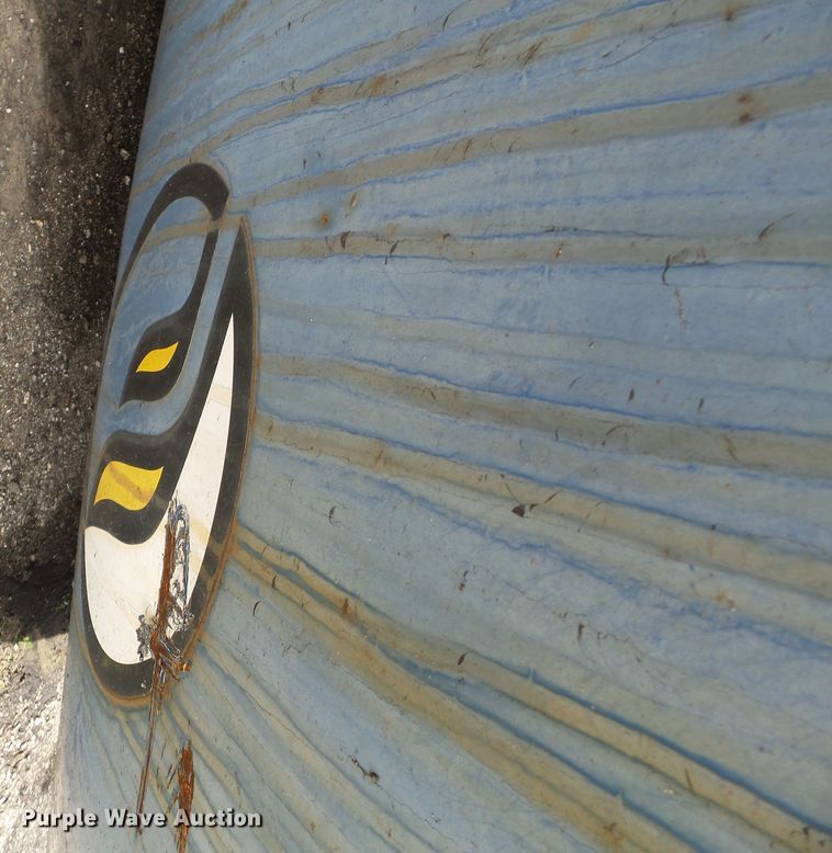 image for item DE7936 Friesen bulk hopper tank