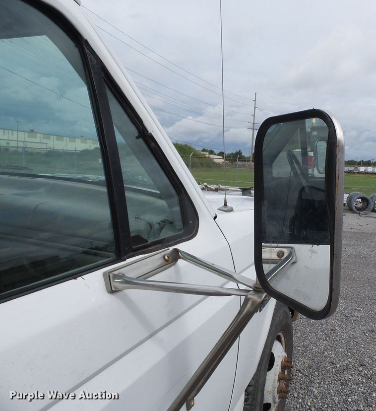 image for item DE7937 1994 Ford F350 dump bed pickup truck