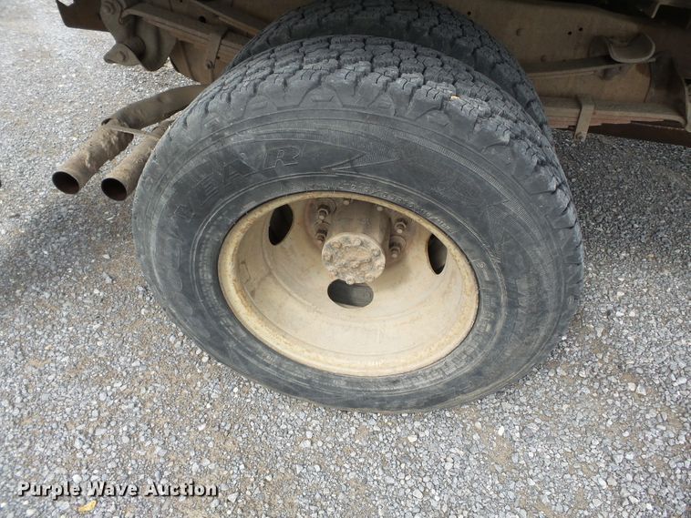 image for item DE7937 1994 Ford F350 dump bed pickup truck