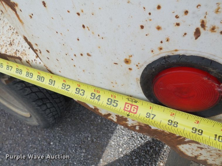 image for item DE7937 1994 Ford F350 dump bed pickup truck