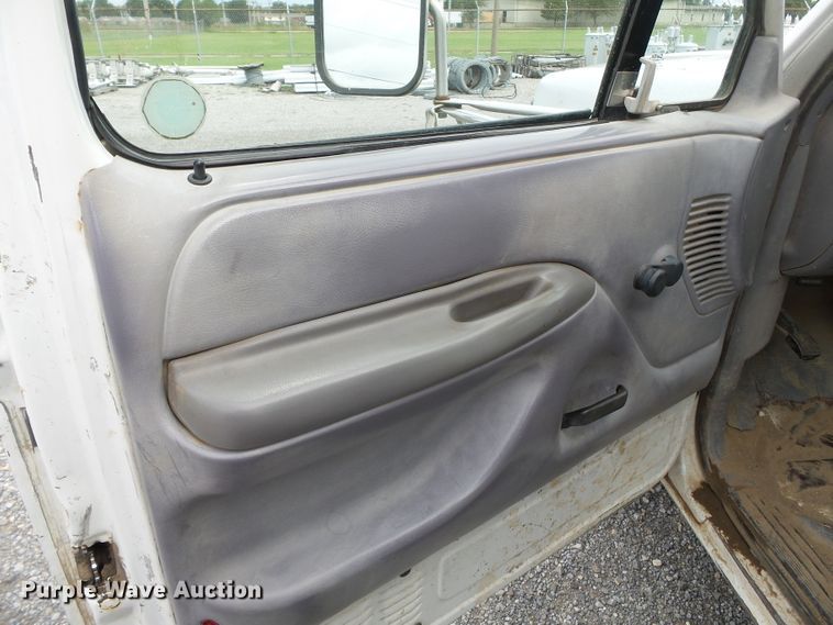 image for item DE7937 1994 Ford F350 dump bed pickup truck