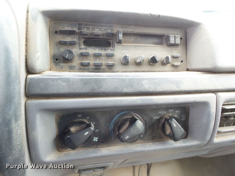 image for item DE7937 1994 Ford F350 dump bed pickup truck