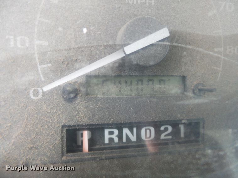 image for item DE7937 1994 Ford F350 dump bed pickup truck