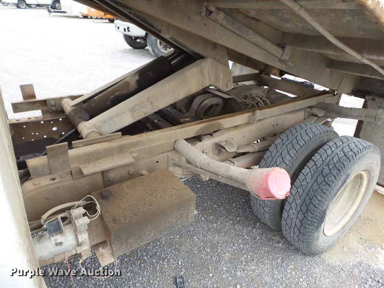 image for item DE7937 1994 Ford F350 dump bed pickup truck