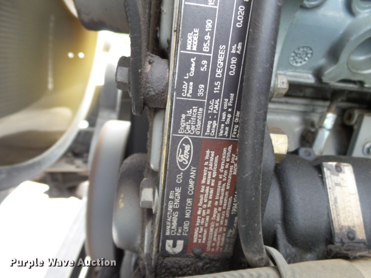 image for item DE7939 1995 Ford F700 digger derrick truck