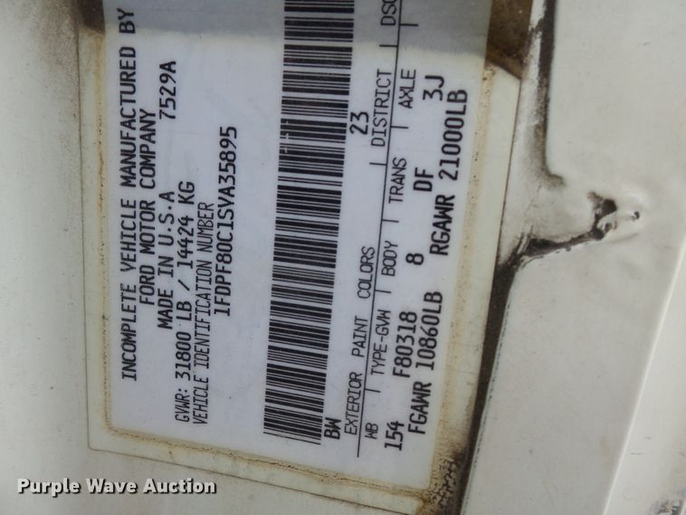 image for item DE7939 1995 Ford F700 digger derrick truck