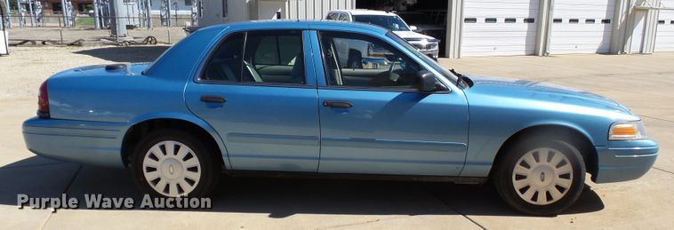 image for item DE7943 2007 Ford Crown Victoria Police Interceptor