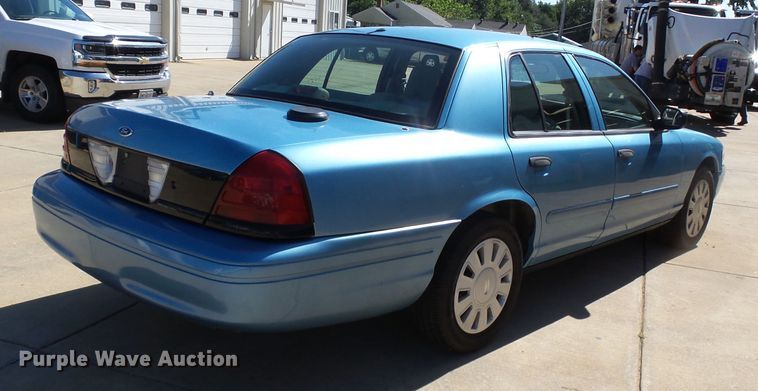 image for item DE7943 2007 Ford Crown Victoria Police Interceptor