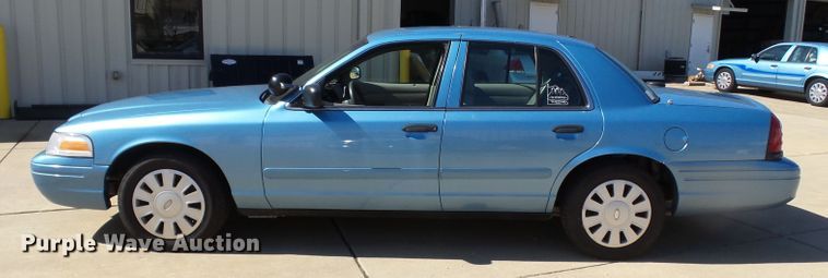 image for item DE7943 2007 Ford Crown Victoria Police Interceptor