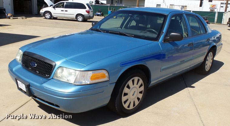 image for item DE7945 2010 Ford Crown Victoria Police Interceptor