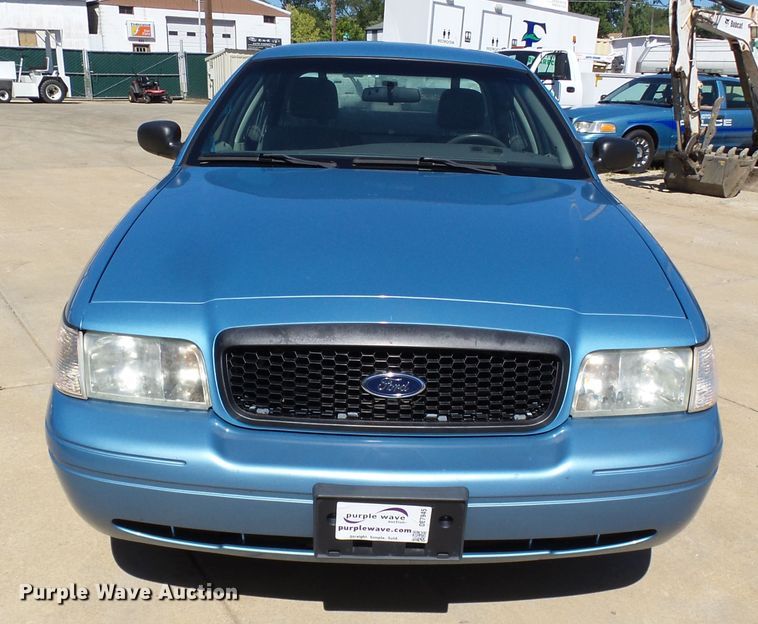 image for item DE7945 2010 Ford Crown Victoria Police Interceptor