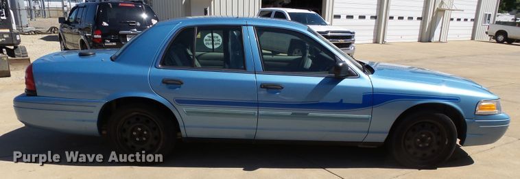 image for item DE7945 2010 Ford Crown Victoria Police Interceptor