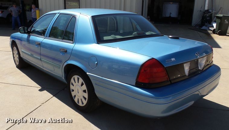 image for item DE7945 2010 Ford Crown Victoria Police Interceptor