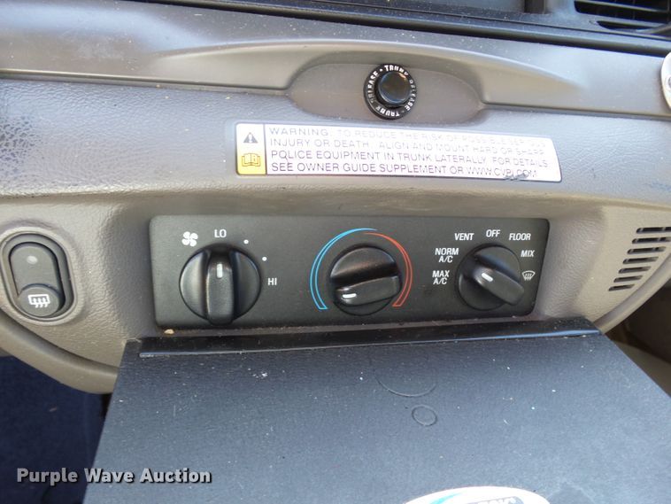 image for item DE7945 2010 Ford Crown Victoria Police Interceptor