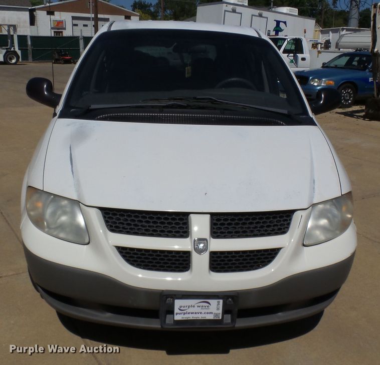 image for item DE7946 2001 Dodge Caravan van