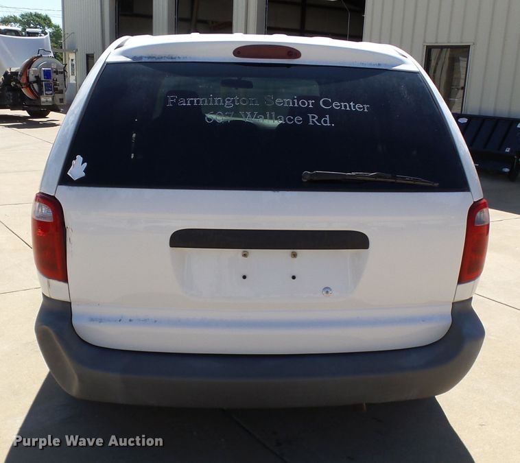 image for item DE7946 2001 Dodge Caravan van